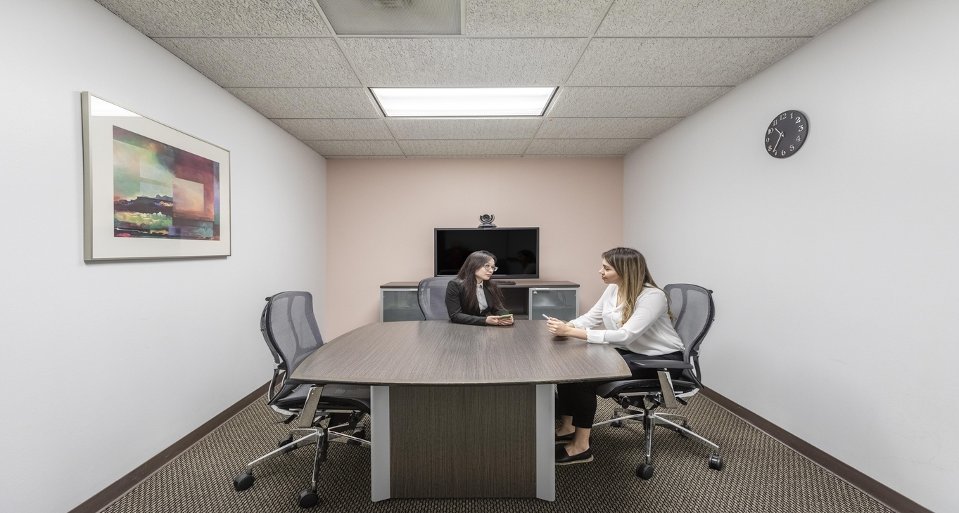 Business centrum 3111 Camino Del Rio North Rent office 3111 Camino Del Rio North — photo 10