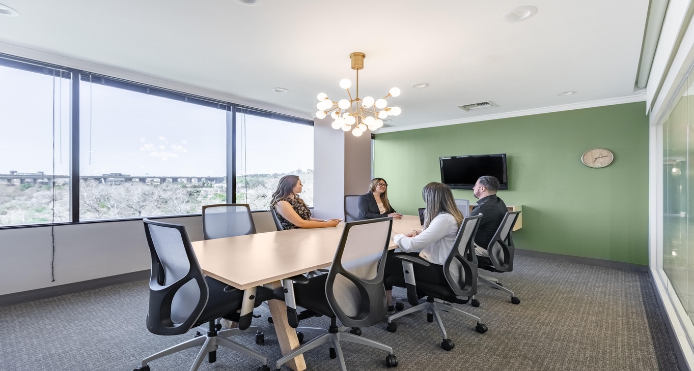Business centrum 3111 Camino Del Rio North Rent office 3111 Camino Del Rio North — photo 2