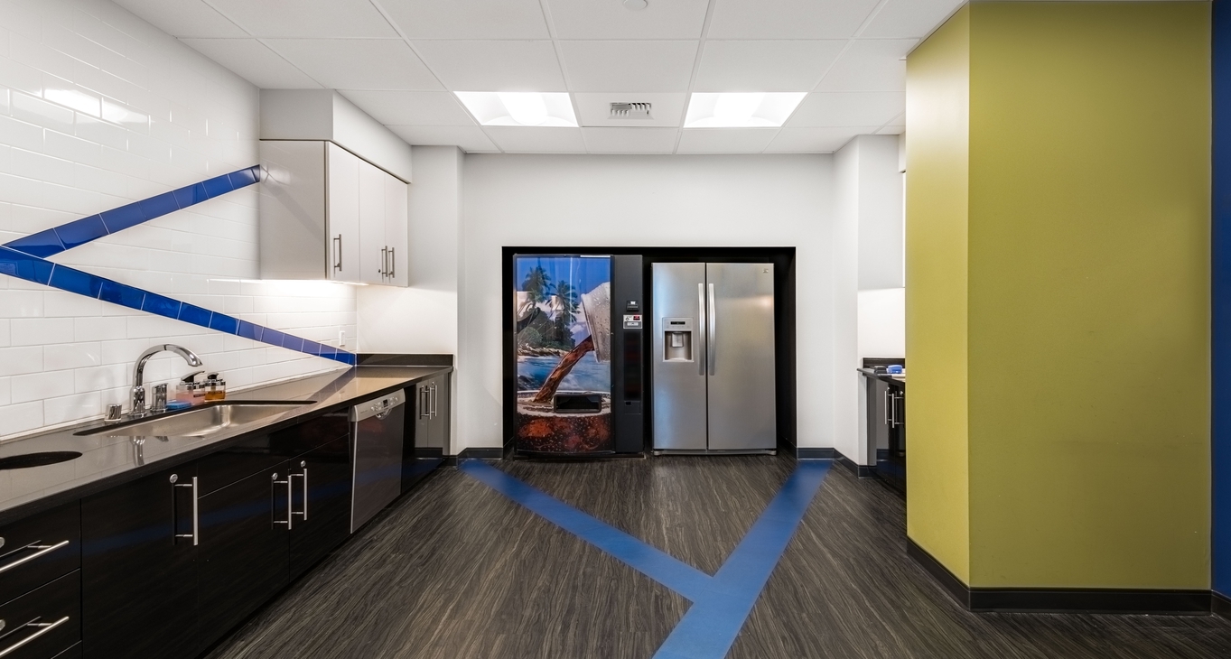 Business center Cush Plaza Rent office Cush Plaza — photo 4