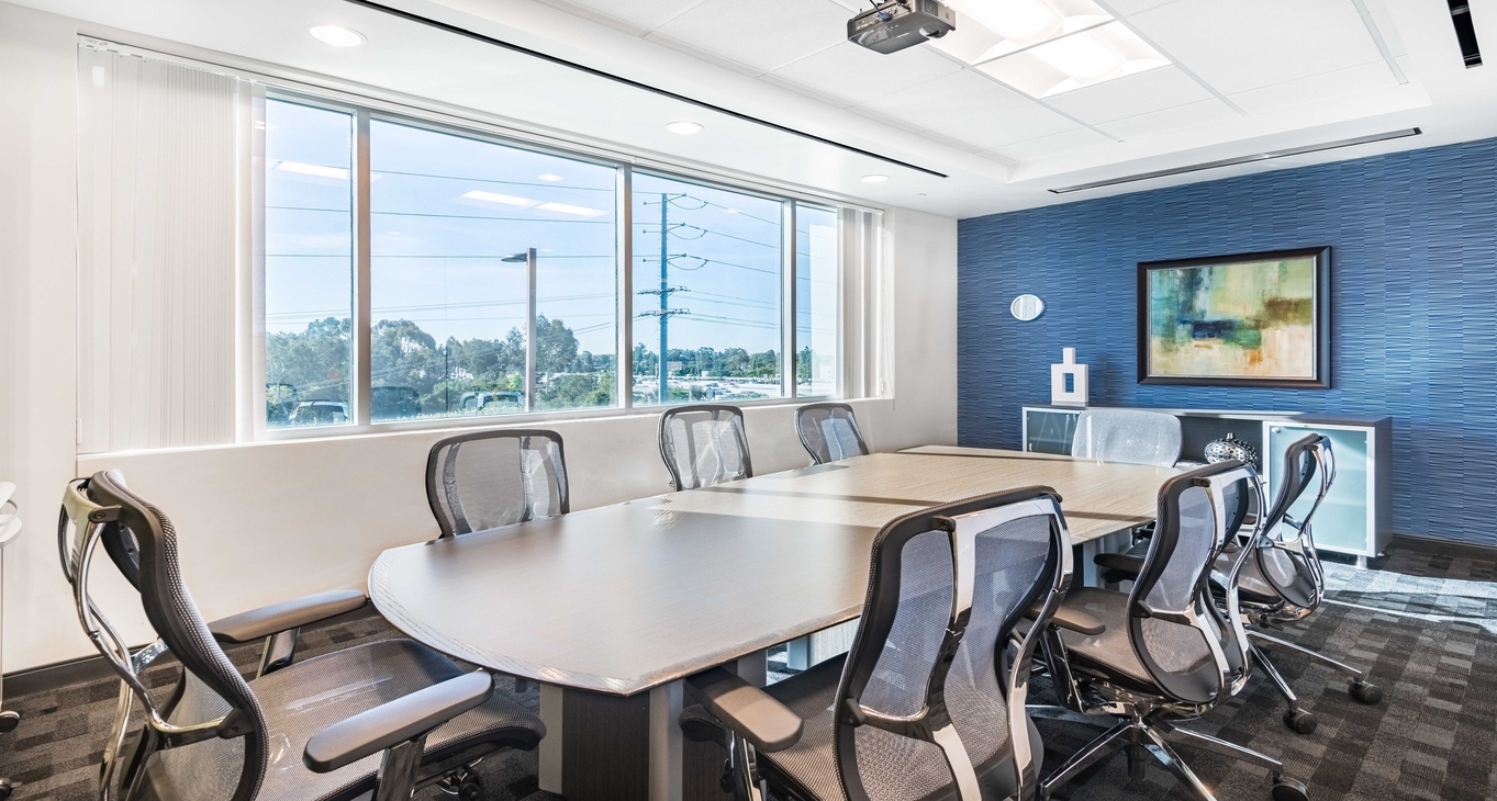 Business center Cush Plaza Rent office Cush Plaza — photo 8