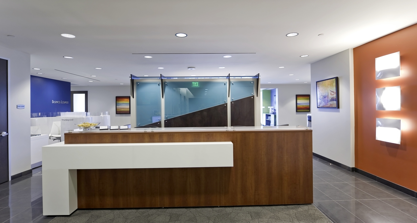 Centro de negocios Diamondview Tower Rent office Diamondview Tower — photo 2