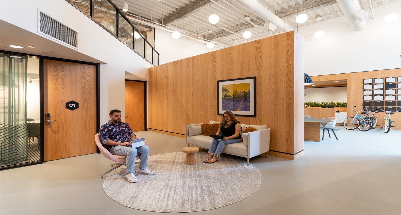Business center Little Italy Rent office Little Italy — photo 3