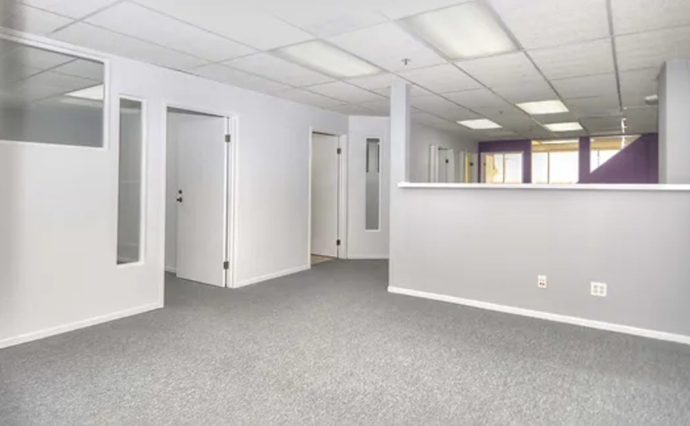 Business center 1050 Kettner Boulevard Rent office 1050 Kettner Boulevard — photo 8
