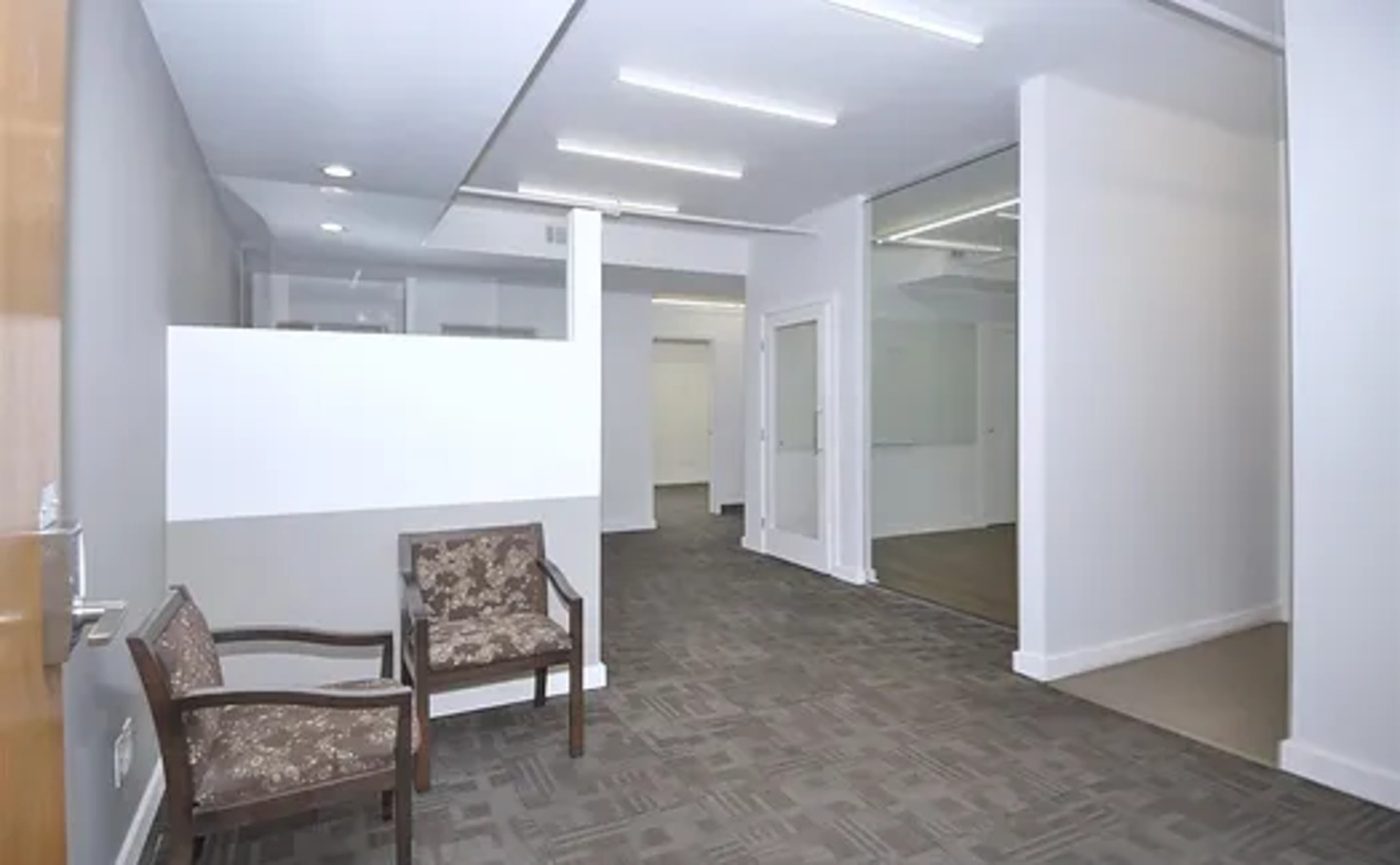 Business center 1050 Kettner Boulevard Rent office 1050 Kettner Boulevard — photo 2