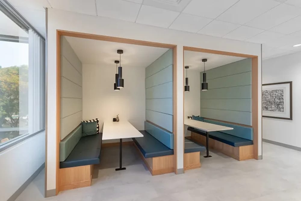 ビジネスセンター 967 Hornblend Street Rent office 967 Hornblend Street — photo 2