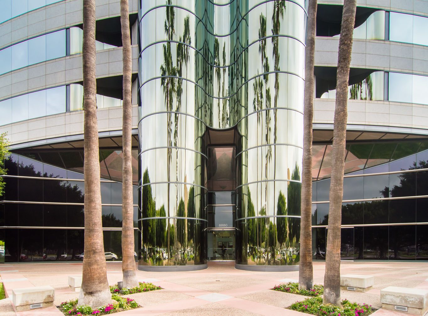 Business centrum 8880 Rio San Diego Drive Rent office 8880 Rio San Diego Drive — photo 2