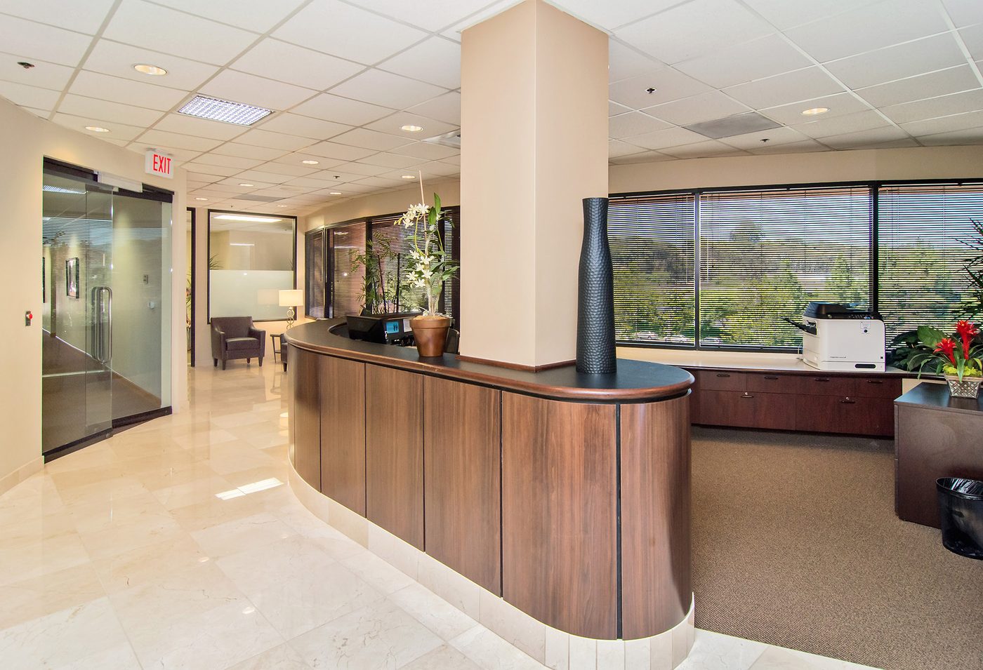 Businesscenter 11440 West Bernardo Court Rent office 11440 West Bernardo Court — photo 7