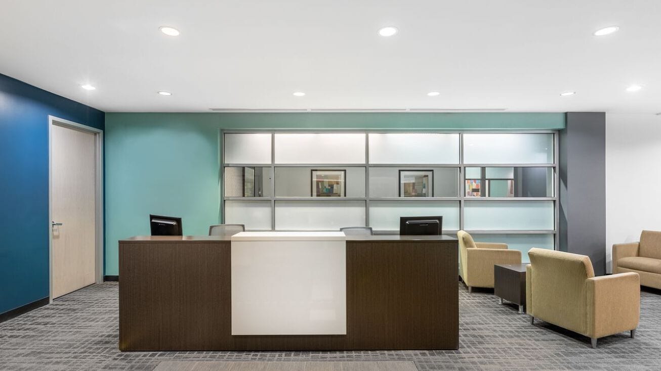 Επιχειρηματικό κέντρο 333 H Street Rent office 333 H Street — photo 16
