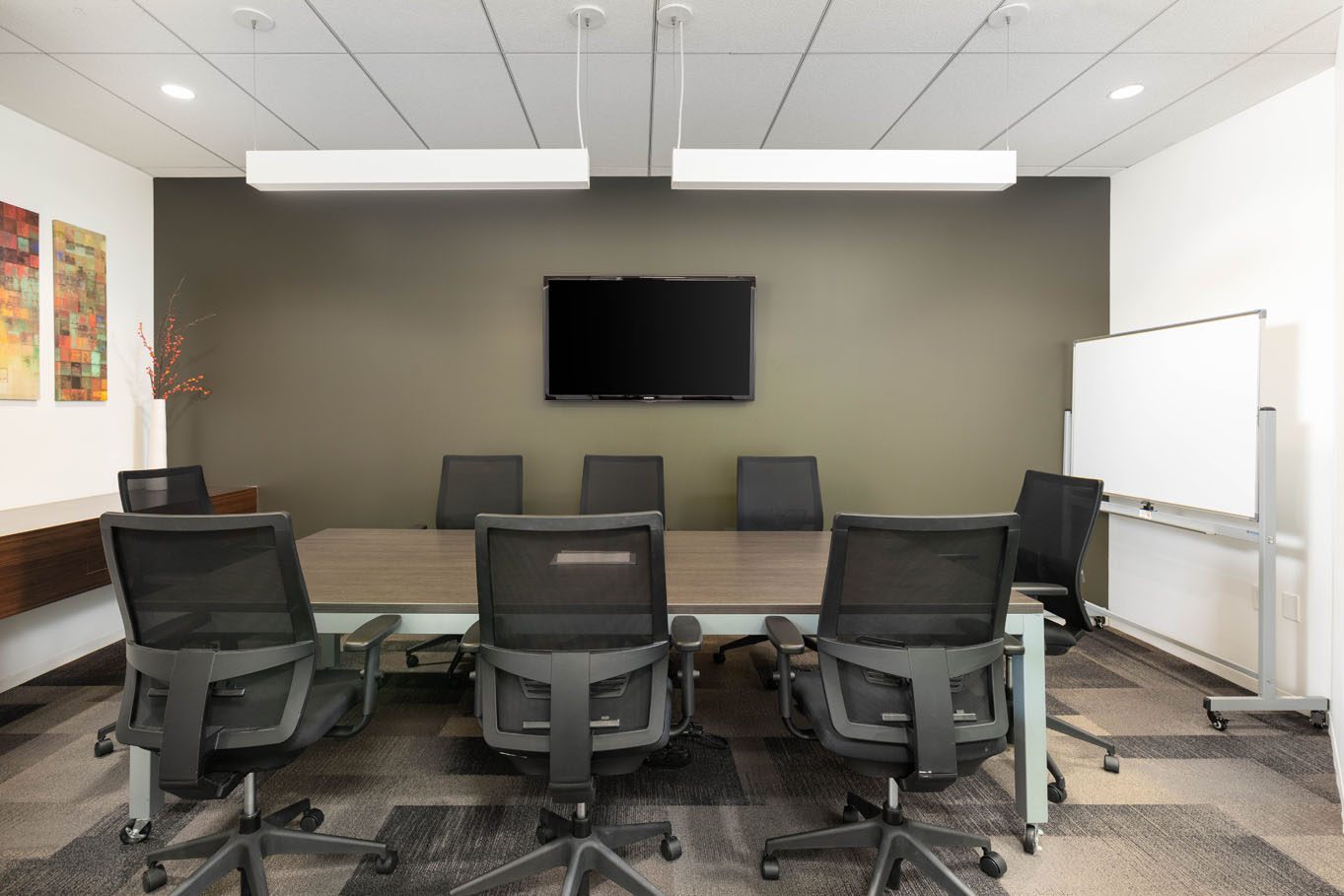 बिज़नेस सेंटर 4225 Executive Square Rent office 4225 Executive Square — photo 4