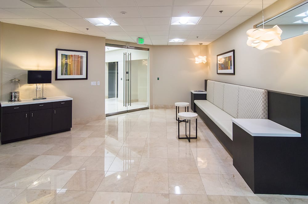 Business centrum 12636 High Bluff Drive Rent office 12636 High Bluff Drive — photo 6