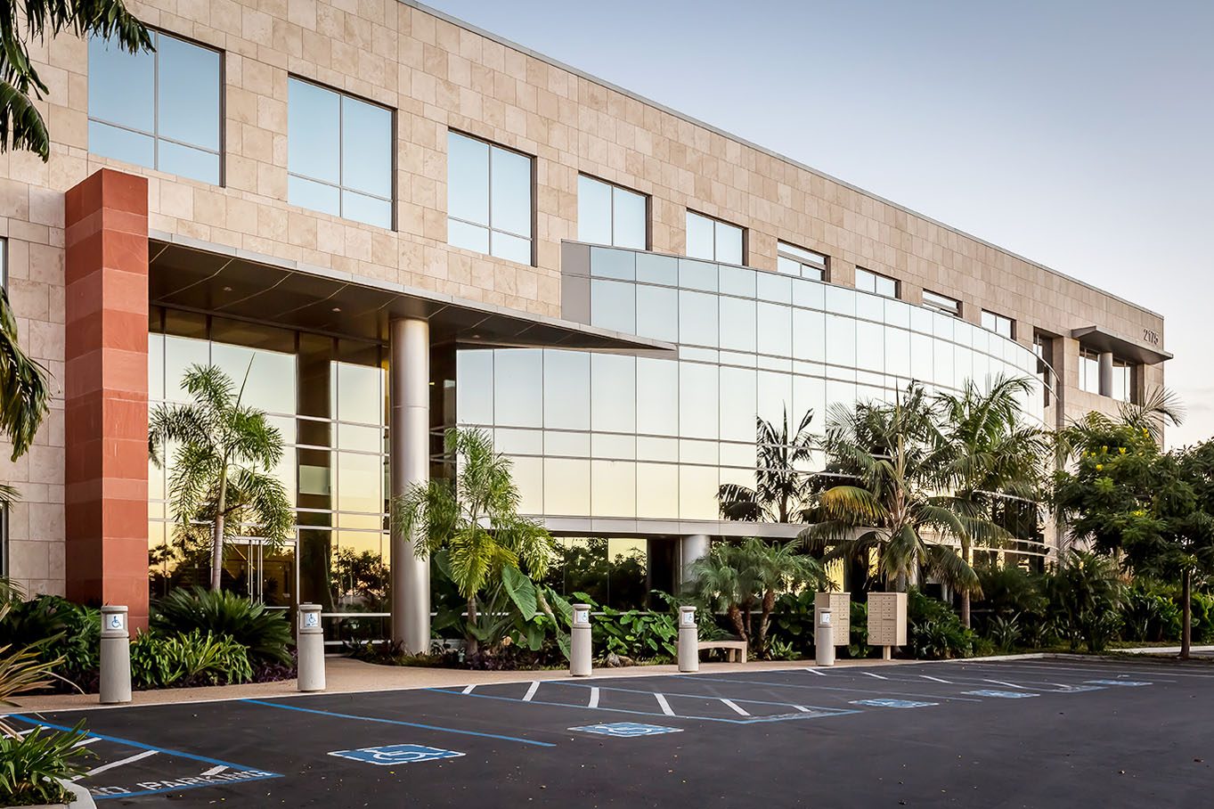 Business center 2173 Salk Avenue Rent office 2173 Salk Avenue — photo 10